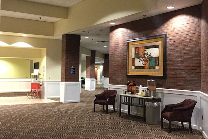 Hotel 5 of 53