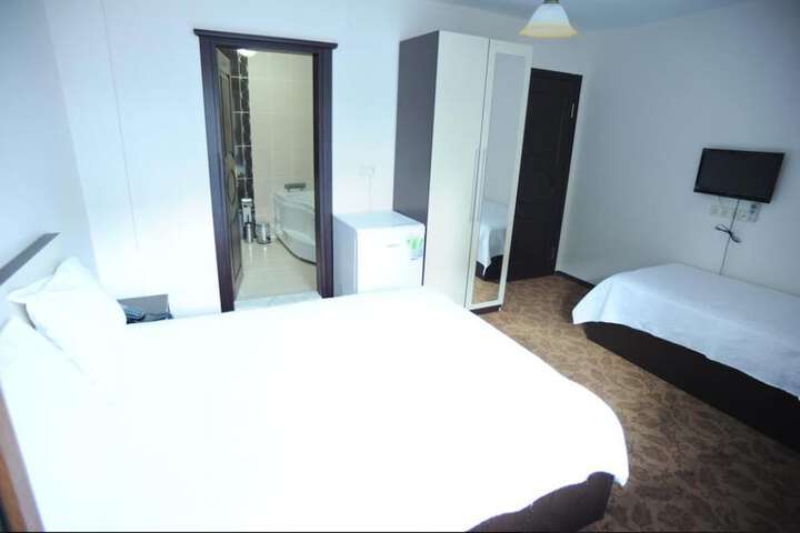Room 3 of 14
