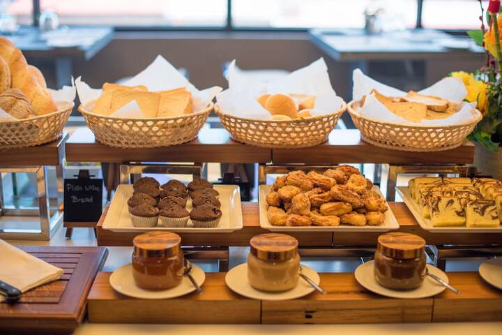 Breakfast/Coffee Service 46 of 54