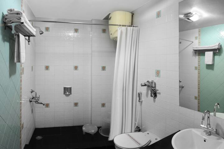 Room 21 of 47