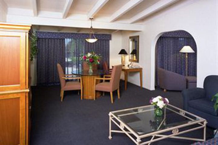 Room 46 of 72