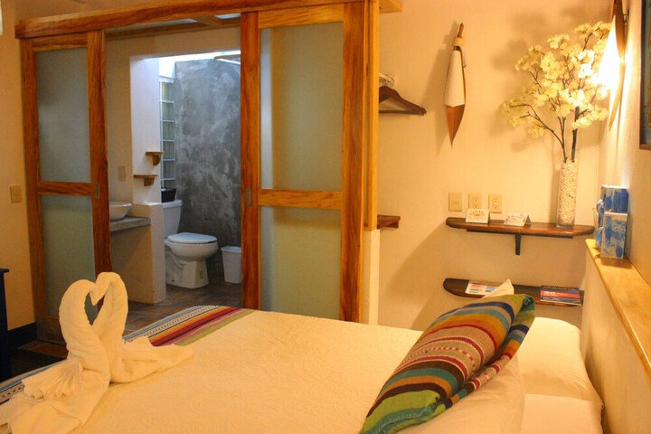 Room 6 of 21