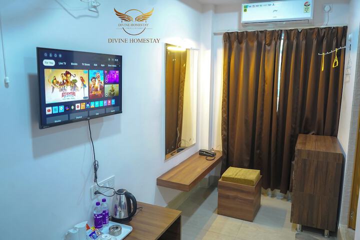 Room 5 of 23