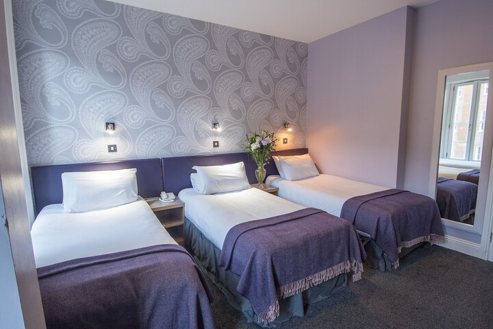 Room 4 of 41