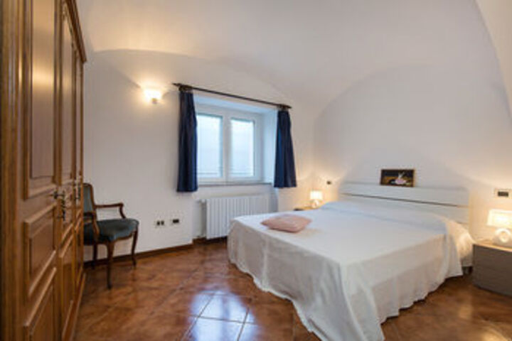 Room 25 of 51