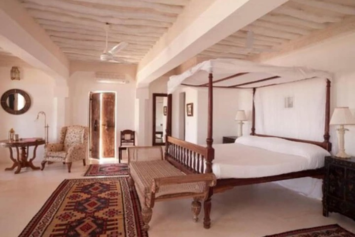 Room 9 of 149