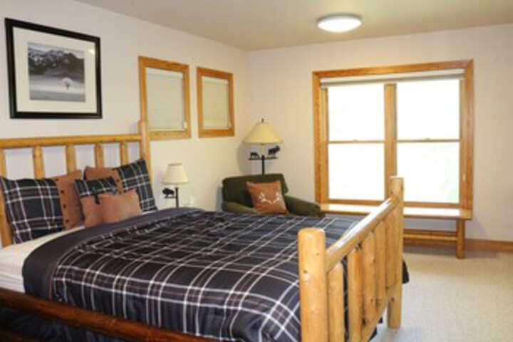 Room 89 of 117