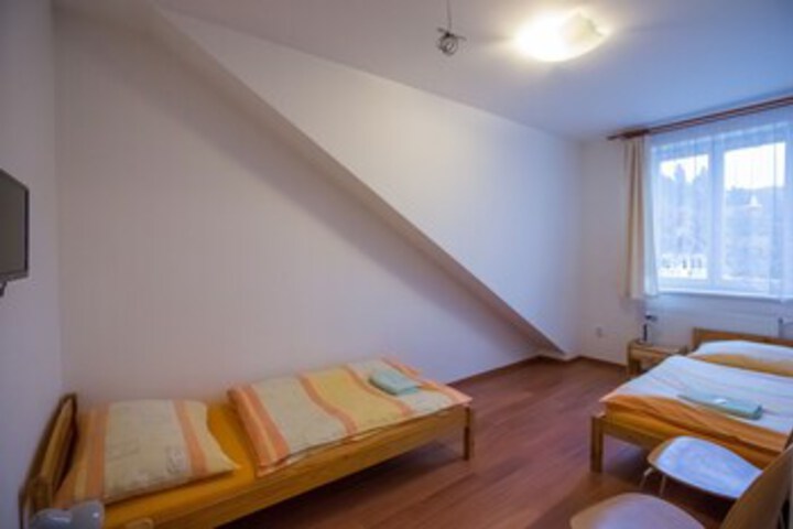 Room 16 of 23
