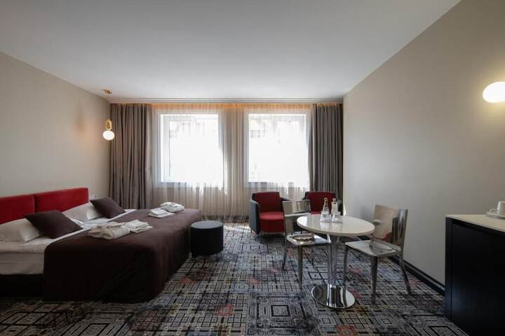 Room 15 of 70