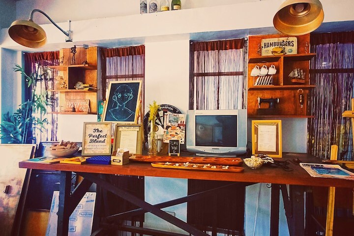Room 12 of 19
