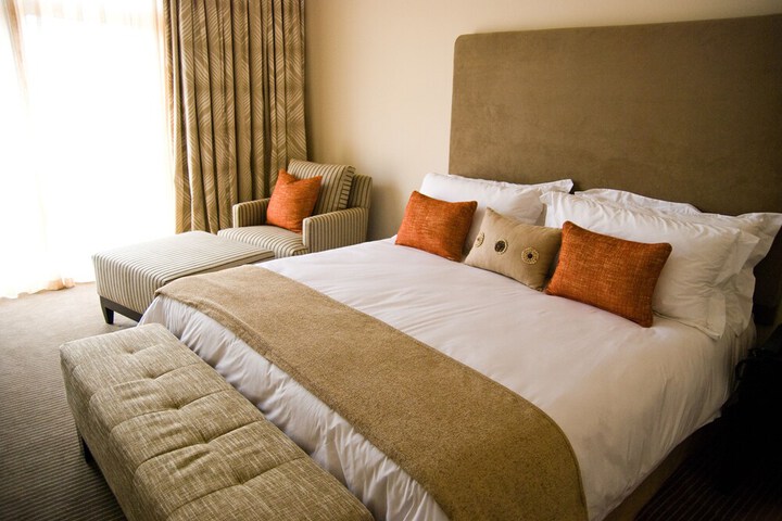 Room 9 of 79