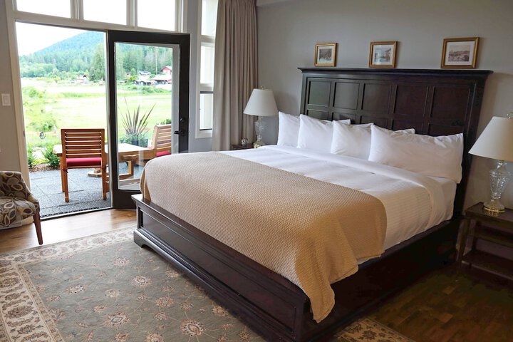 Room 5 of 44