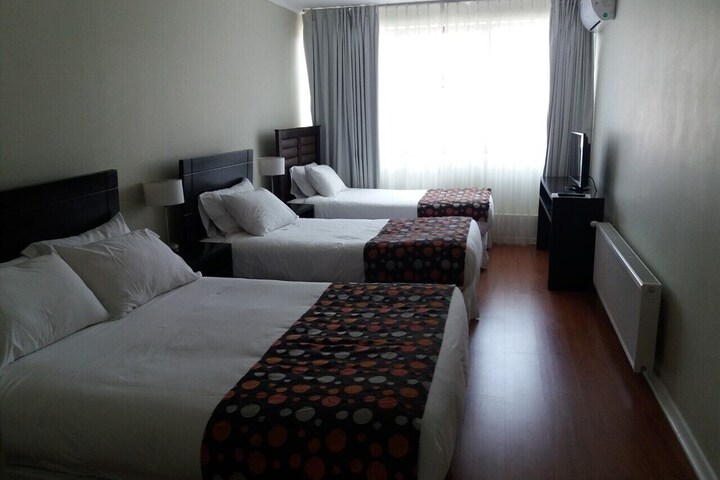 Room 3 of 69