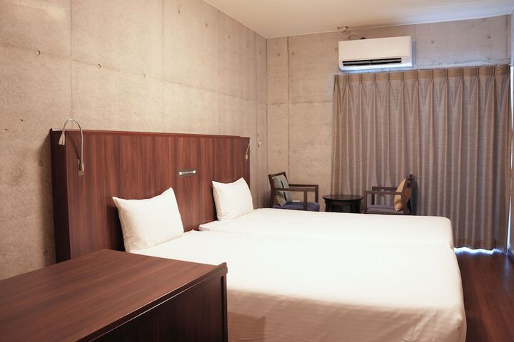 Room 20 of 83