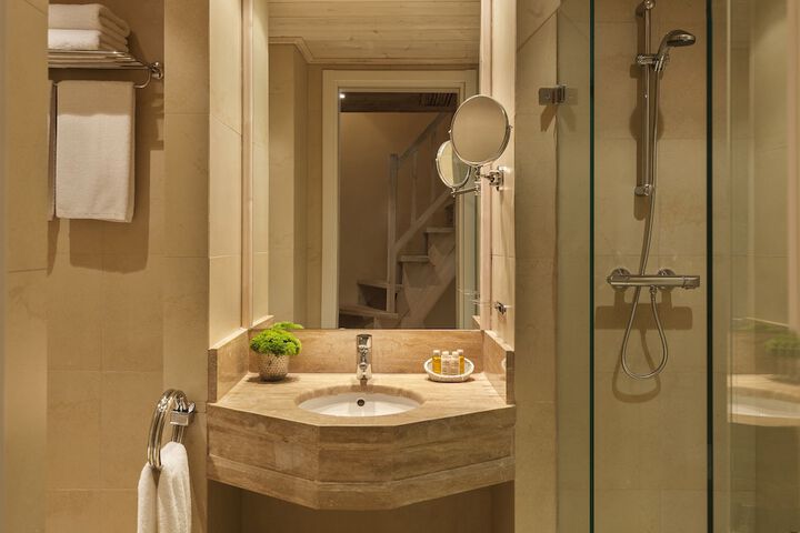 Bathroom Interior Photo