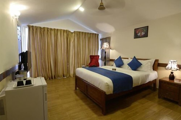 Room 3 of 20