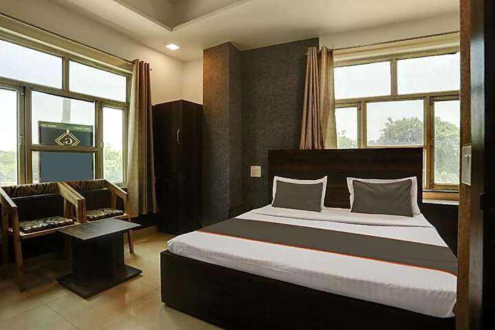 Hotel O Sunflower