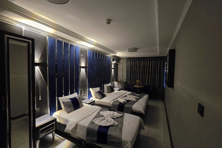 Room 8 of 58