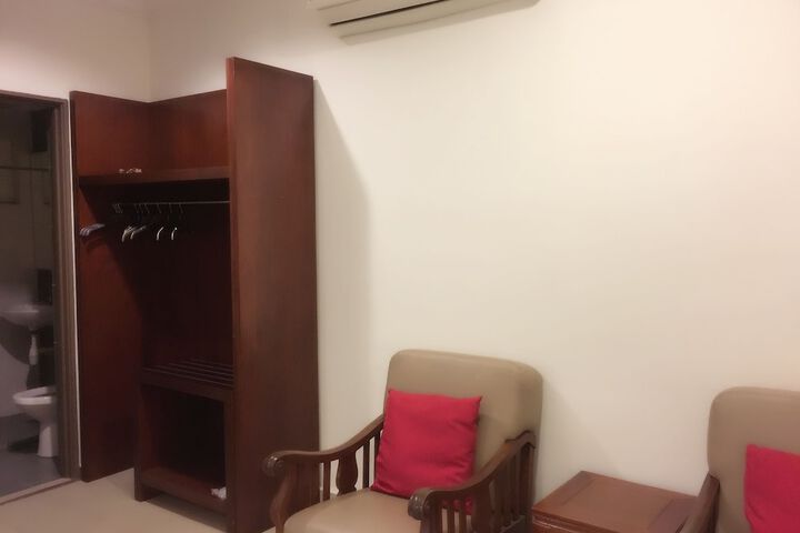 Room 46 of 61