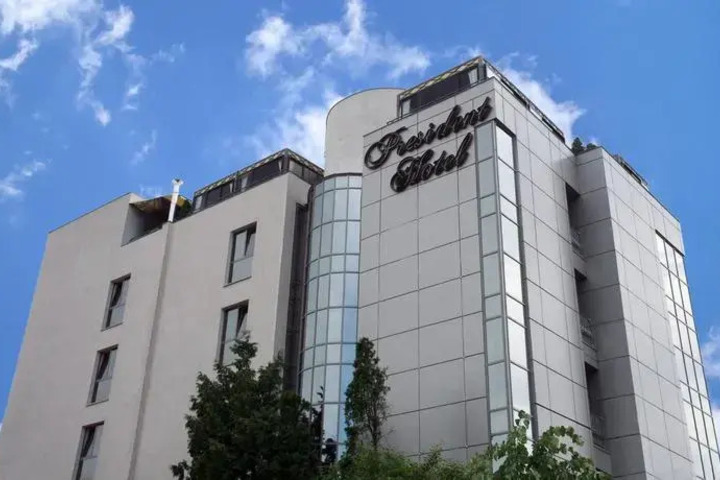 PRESIDENT HOTEL