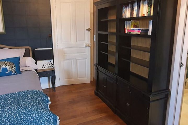 Room 62 of 193