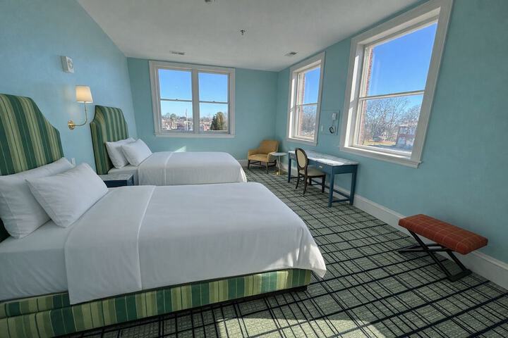 Room 5 of 14