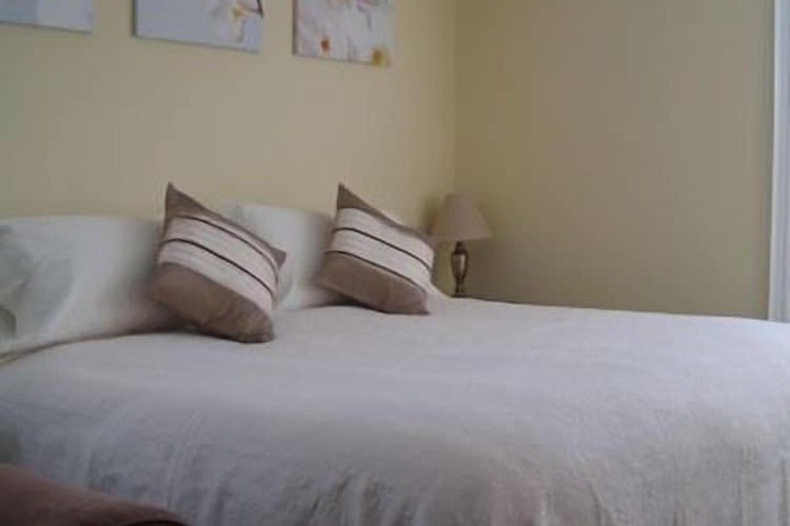 Room 9 of 22