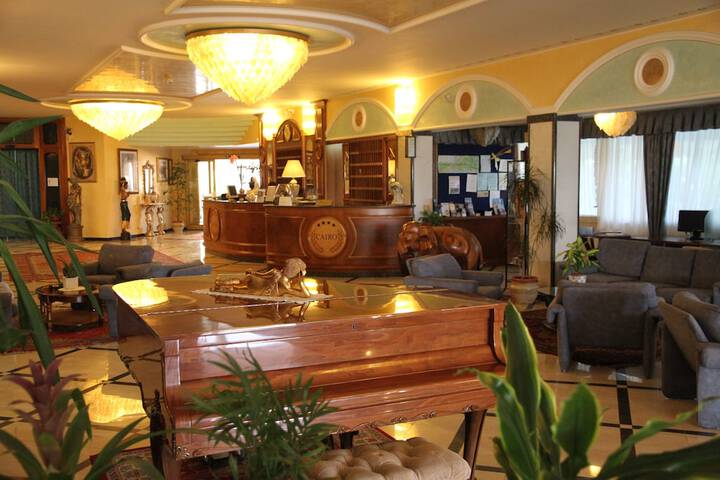 Guest Lobby