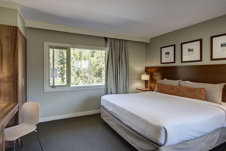 Room 20 of 105