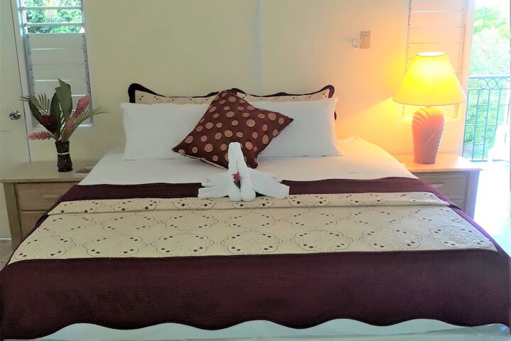 Room 18 of 49
