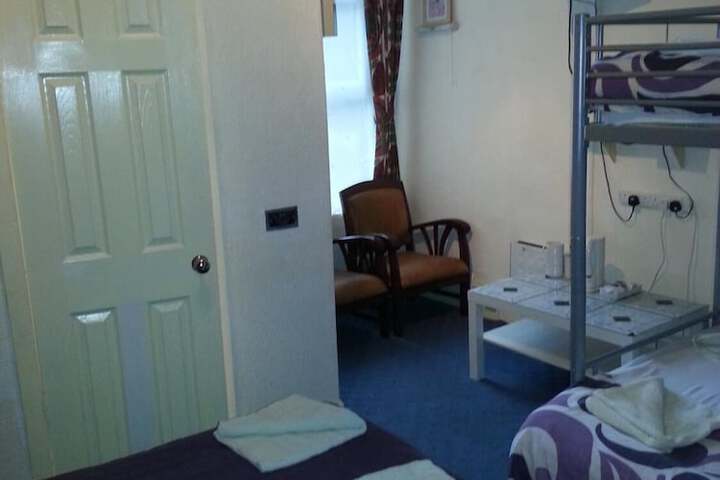 Room 40 of 72