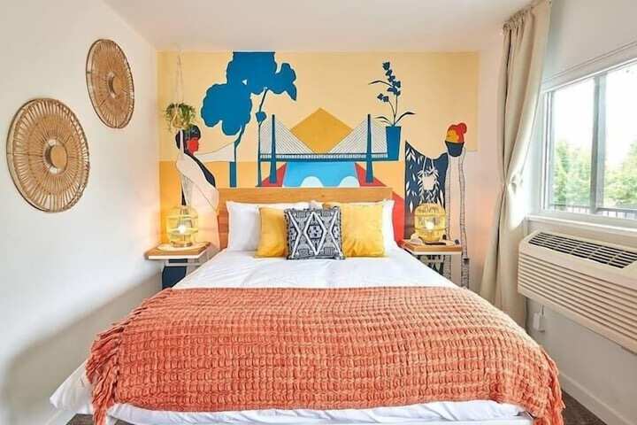 Room 26 of 58