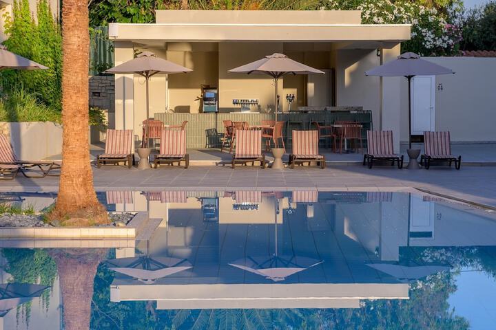 Pool 62 of 123