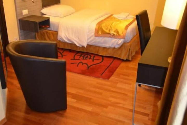 Room 15 of 56