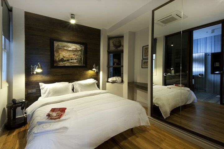 Room 15 of 54
