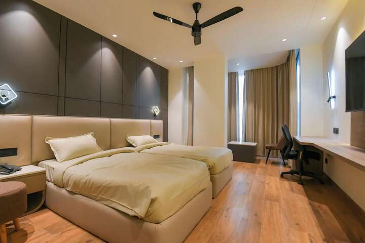 Room 17 of 26