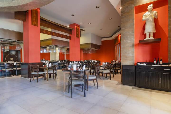 Dining 60 of 124