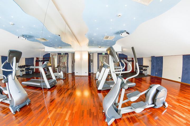 Hotel with Gym