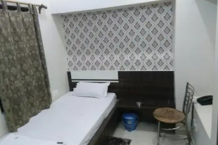 Room 5 of 5