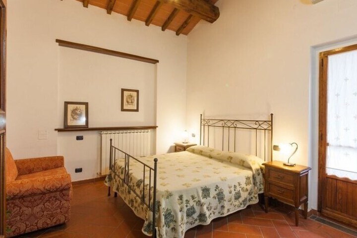 Room 4 of 54