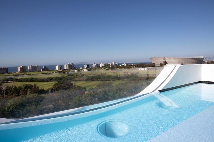Pool 107 of 165