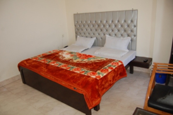 Hotel knaukin