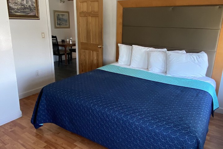 Room 7 of 134
