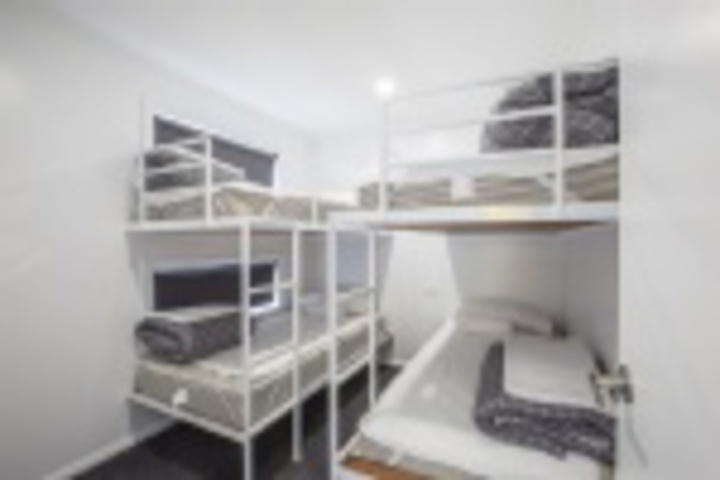 Room 209 of 876