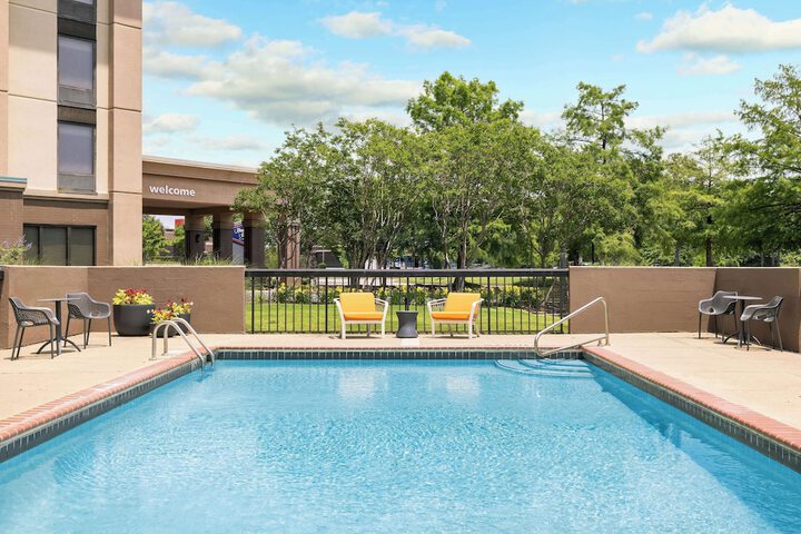 Hotel with Pool