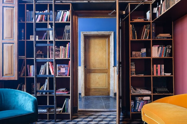 Room 32 of 58