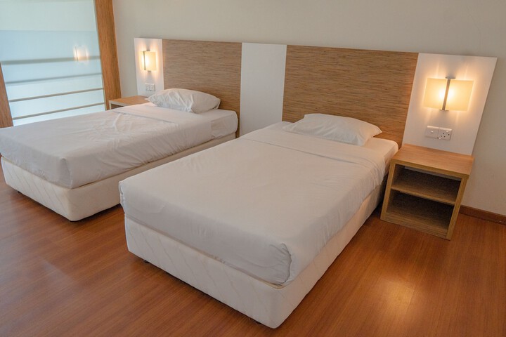 Room 6 of 21