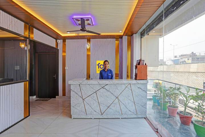 Hotel Interior 10 of 33