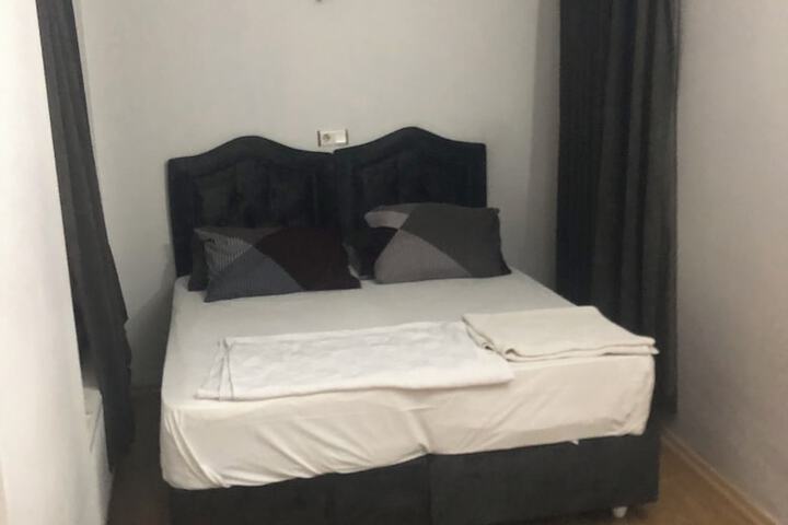 Room 39 of 137