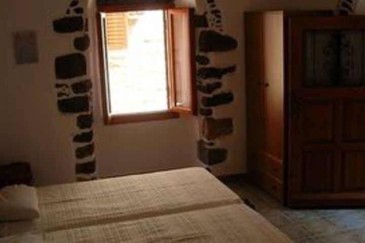 Room 10 of 20